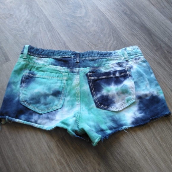 Tie Dyed Jean Shorts - Women's (Juniors) 11 - Picture 2 of 4
